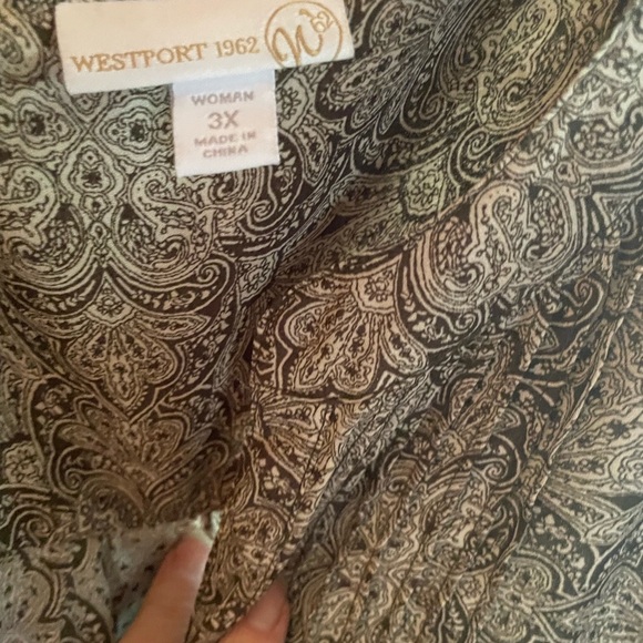 Westport Black and Gray Patterned Blouse - Picture 2 of 3